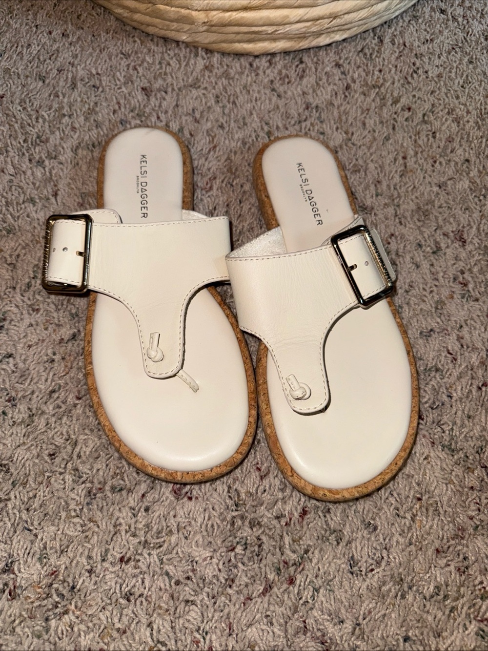 Kelsi Dagger Brooklyn Theoryln 7.5M  Buckle Thong Sandals natural  Leather NEW
